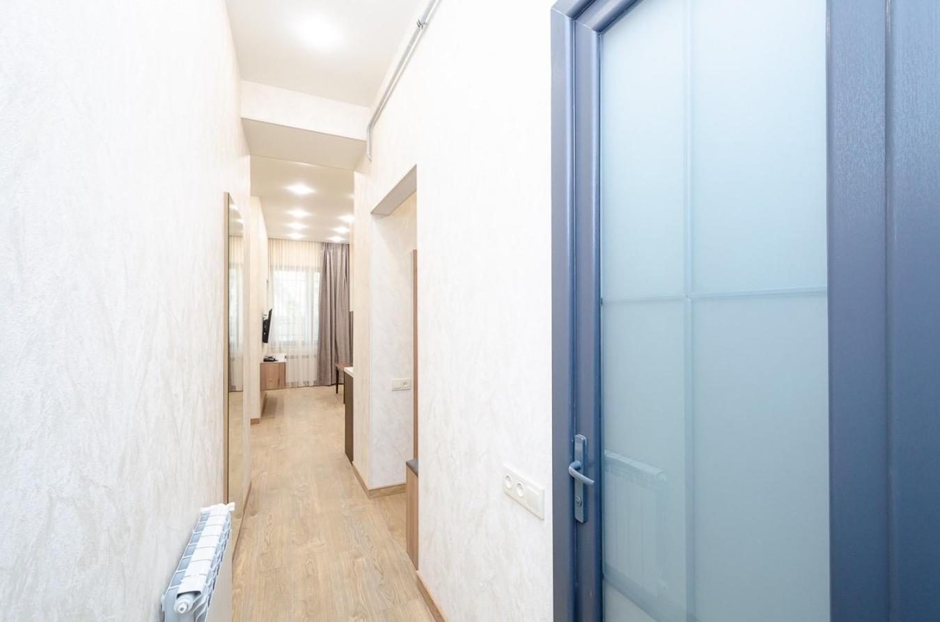 15. Double Room Apartaments With Fresh Style Erevan Esterno foto